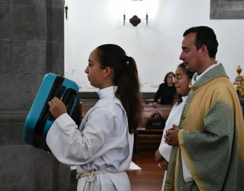 Eucaristia de Despedida do padre Ricardo nas Furnas_2022_35